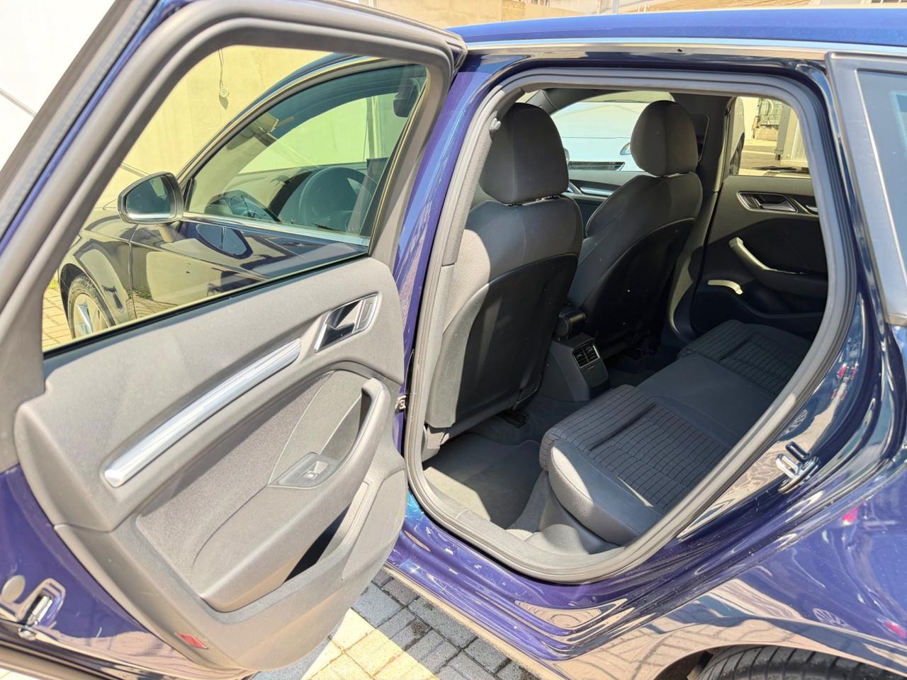 Audi A3 Sportback 1.6 TDI Sport - GARANZIA