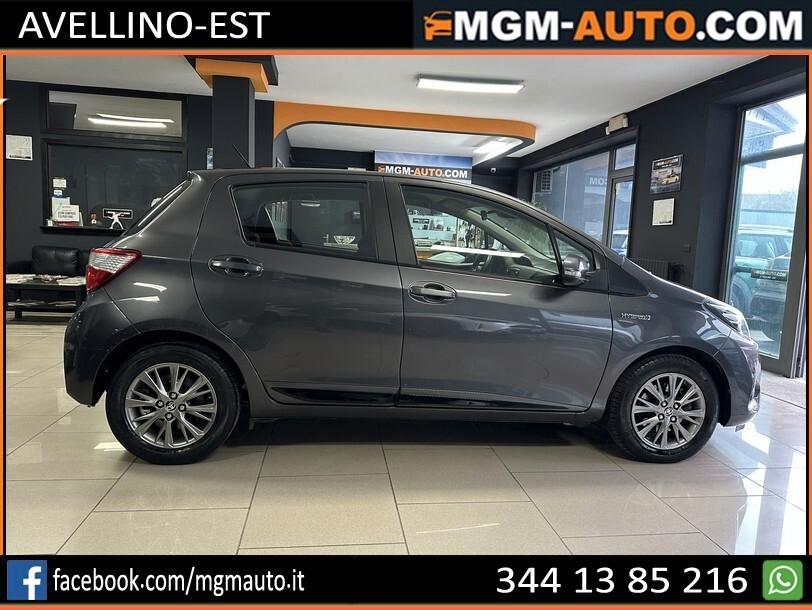 Toyota Yaris 1.5 Hybrid 5 porte Business