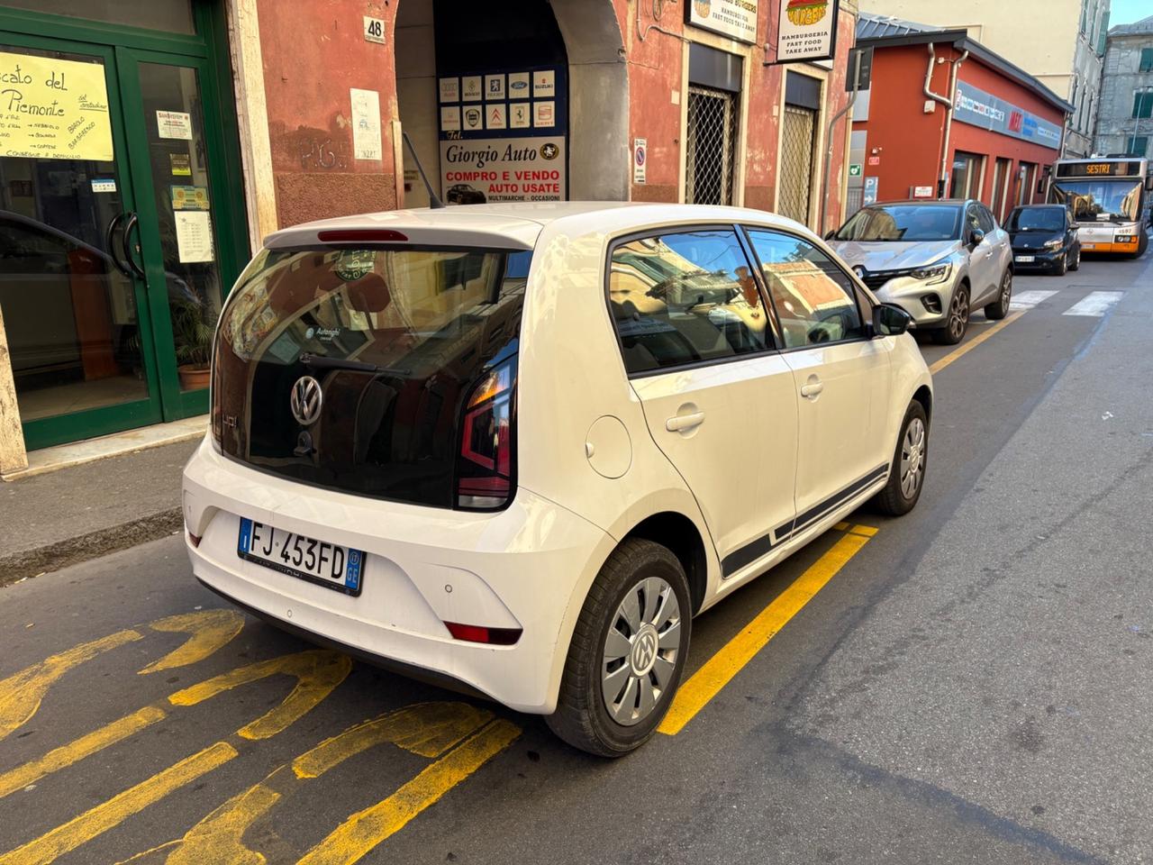 Volkswagen up! 1.0 75 CV 5p. high up!
