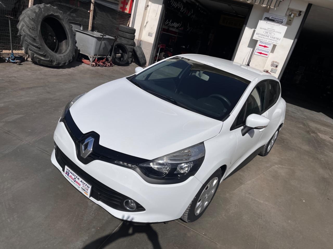 Renault Clio 1.2 75CV 5 porte Wave