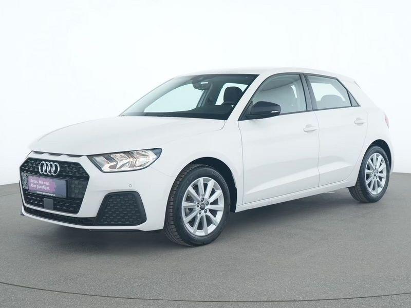 Audi A1 Sportback 25 TFSI Cockpit Cruise Control Smartphone interface