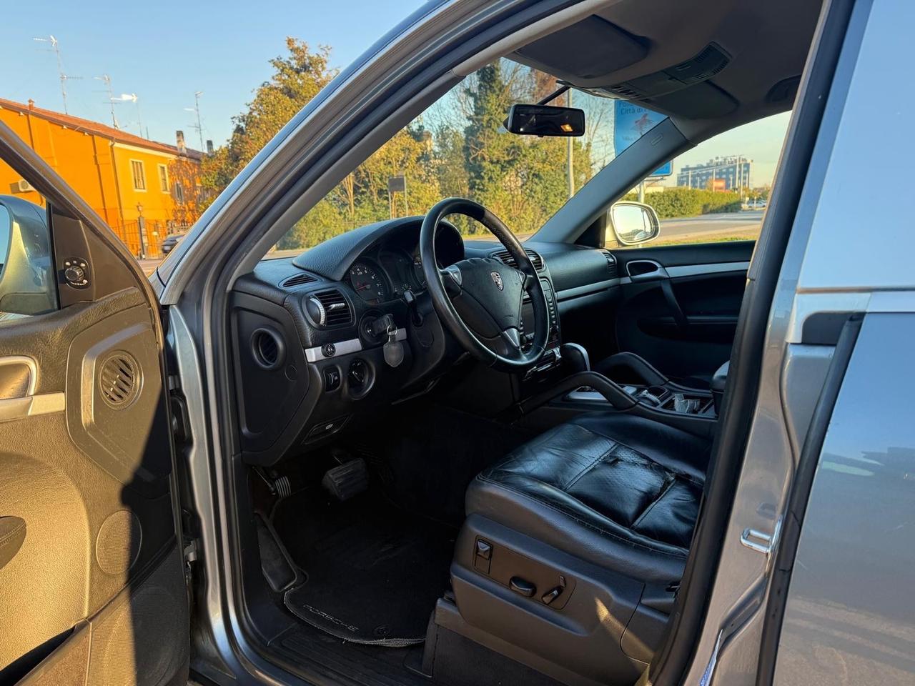 Porsche Cayenne 3.2 V6 cat