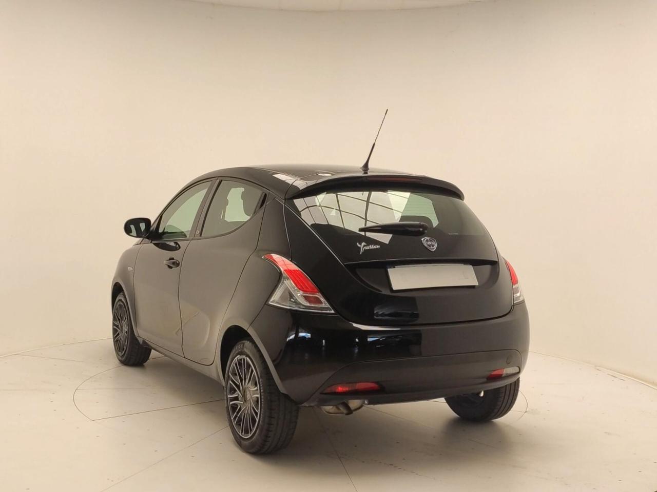Lancia Ypsilon 1.2 69 CV 5 porte S&S Elefantino Blu