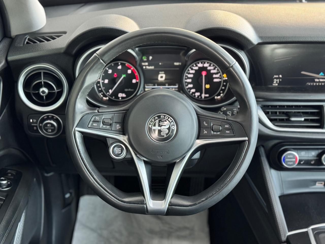 Alfa Romeo Stelvio 2.2 Turbodiesel 180 CV AT8 RWD Executive