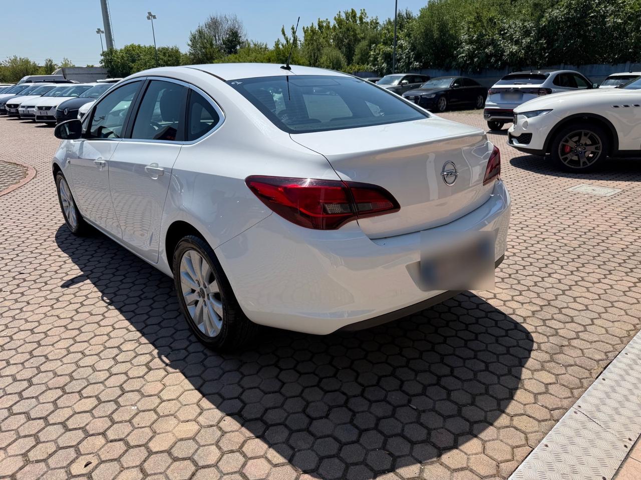 Opel Astra 1.7 CDTI 110CV 5 porte Cosmo