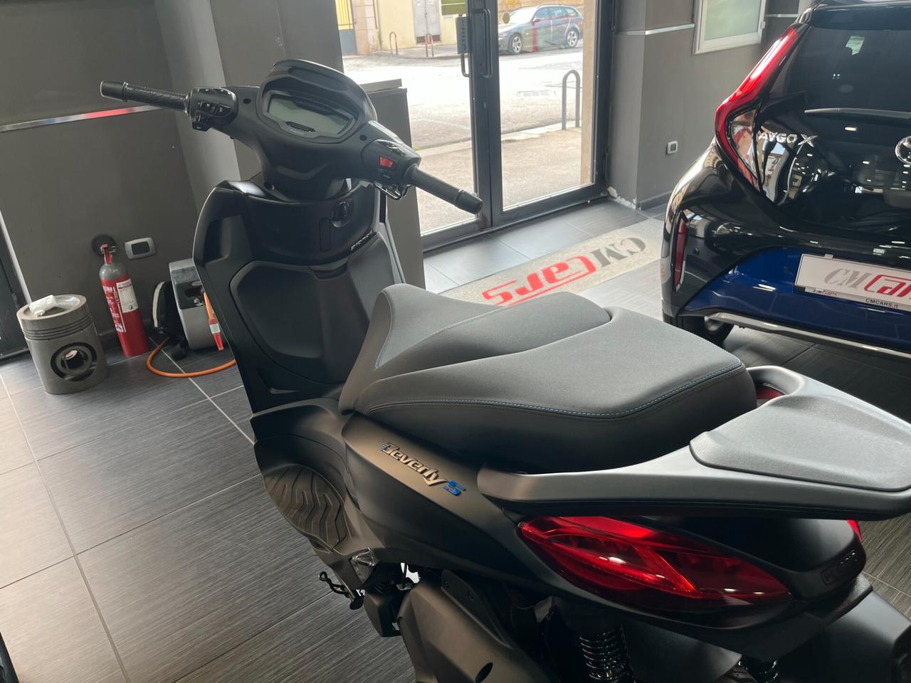 Piaggio Beverly 300 S 310 HPE My2025 - Nero Meteora Opaco - Euro5