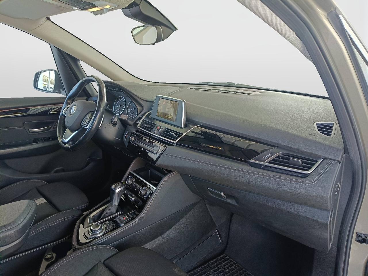 BMW Serie 2 F45 2014 Active Tourer - 218d Active Tourer Sport auto