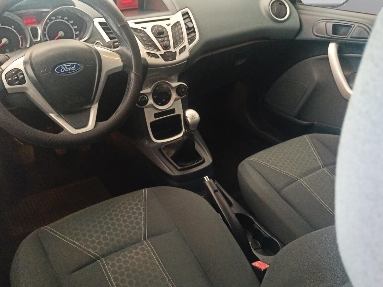 Ford Fiesta 1.6 95CV 5 porte