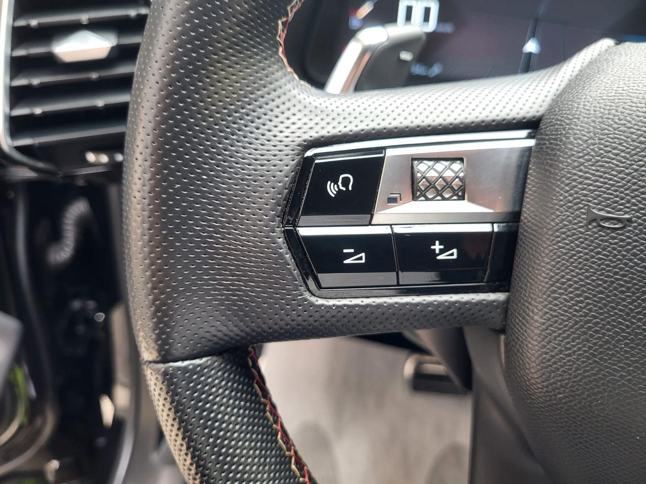 DS 7 Crossback HDi 130 aut. Performance Line Cerchi 19...