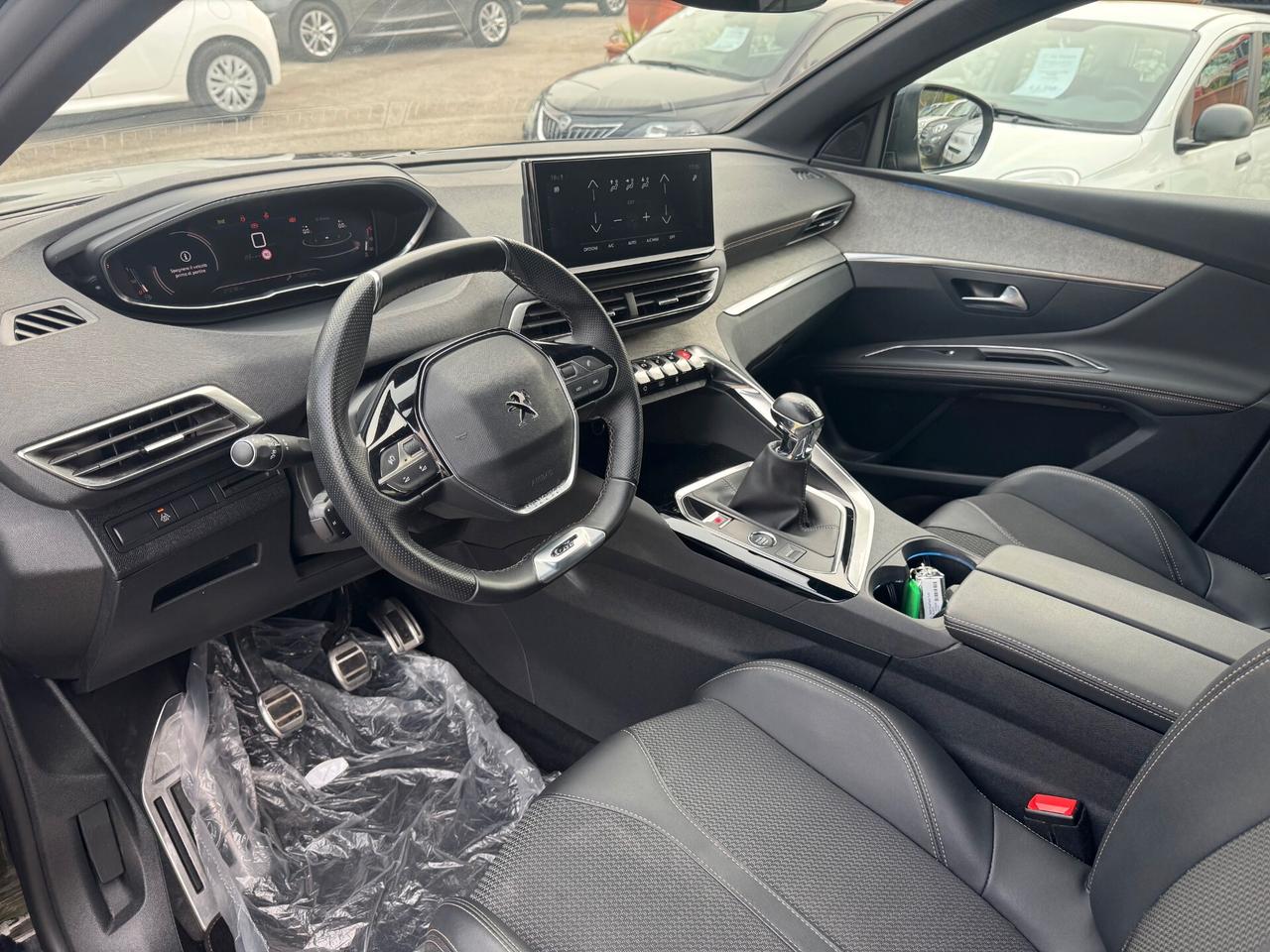 Peugeot 3008 1.2cc PureTech Turbo 130cv S&S GT