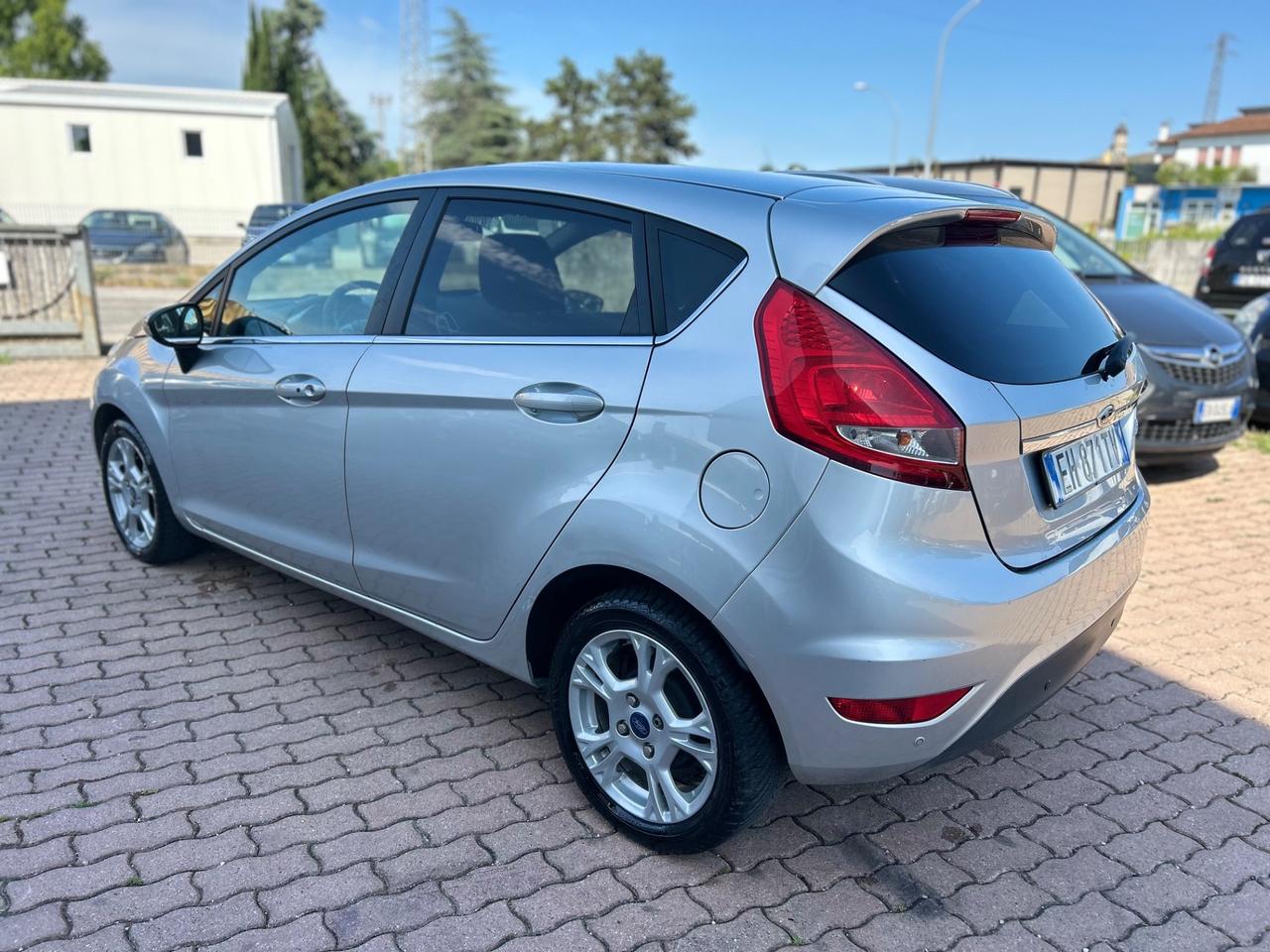 Ford Fiesta 1.2 82 CV 5 porte Titanium