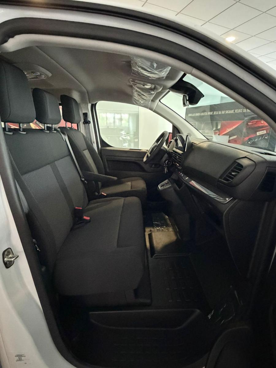 OPEL - Vivaro Station Wagon 177 AT8 XL 9S