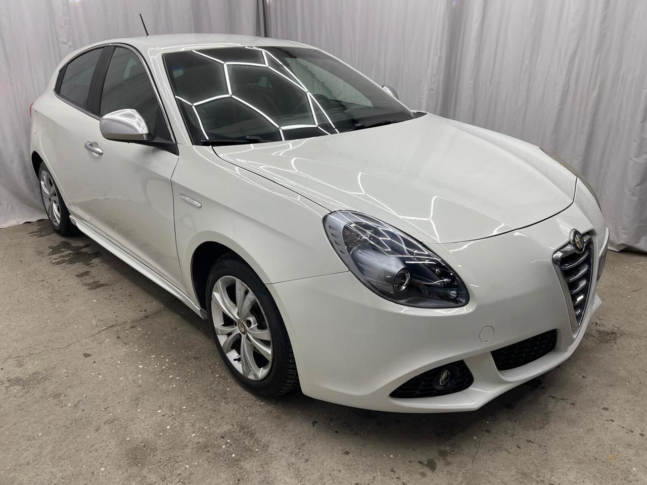 Alfa Romeo Giulietta 1.4 Turbo 120 CV GPL ORIGINALE Distinctive + PELLE SEDILI ELETTRICI NAVI