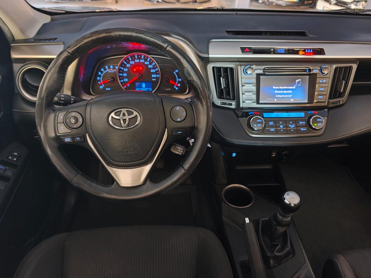 Toyota RAV 4 RAV4 2.0 D-4D 2WD Style White Ed.