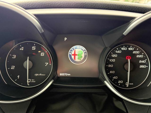 ALFA ROMEO Giulia 2.0 Turbo 280 CV AT8 AWD Q4 Veloce