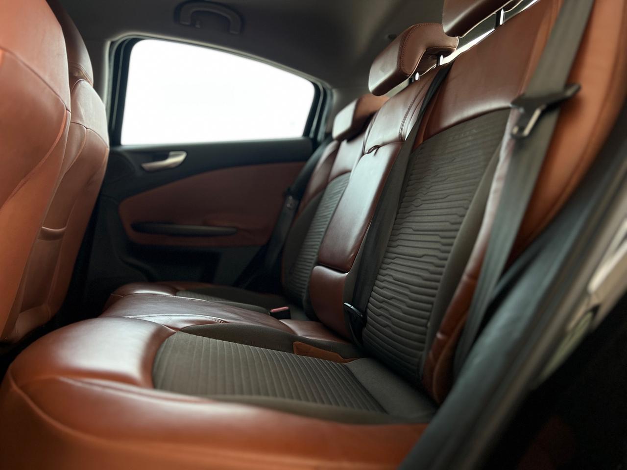 Alfa Romeo Giulietta 1.6 JTDm-2 105 CV Exclusive