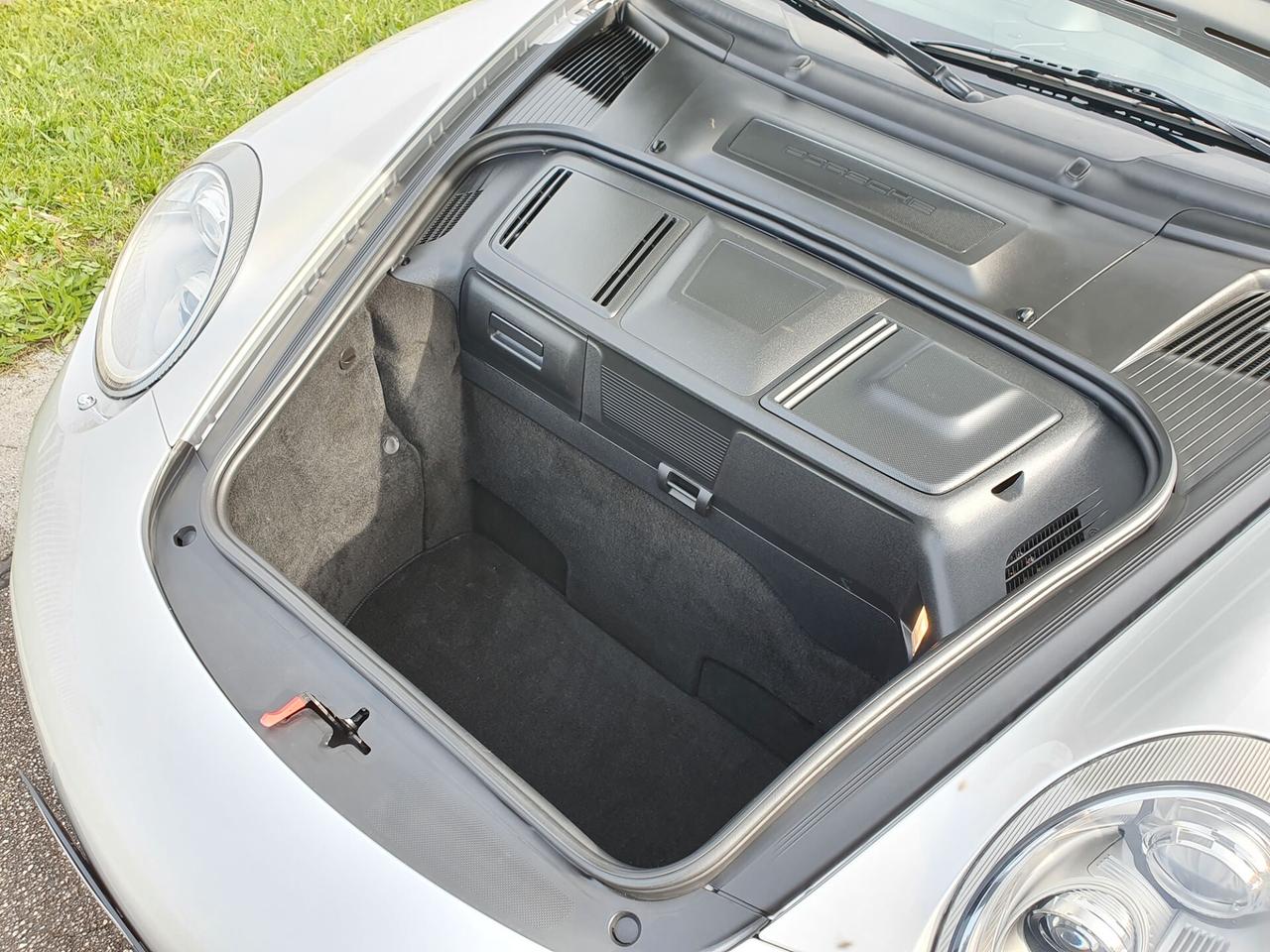 Porsche 911 997.2 Carrera 4S Coupé