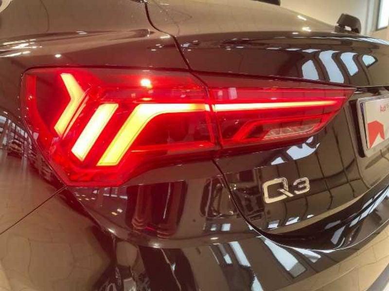 Audi Q3 I 2019 Sportback Sportback 35 2.0 tdi S line edition