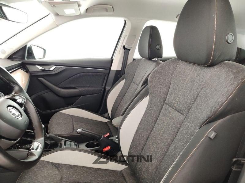 Škoda Kamiq Kamiq 1.5 tsi Black Dots 150cv