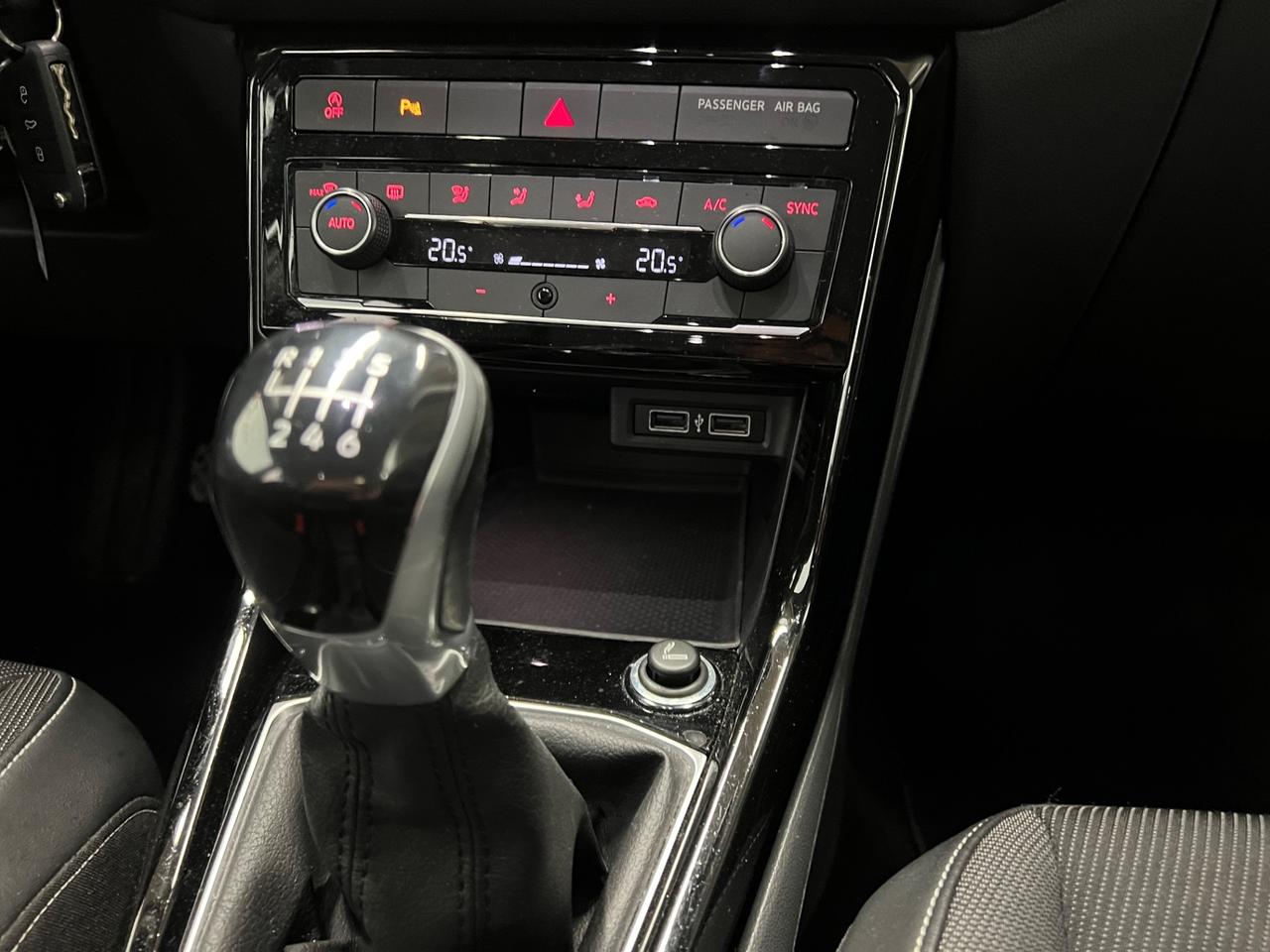 Volkswagen T-Cross 1.0 TSI 115 CV First Edition