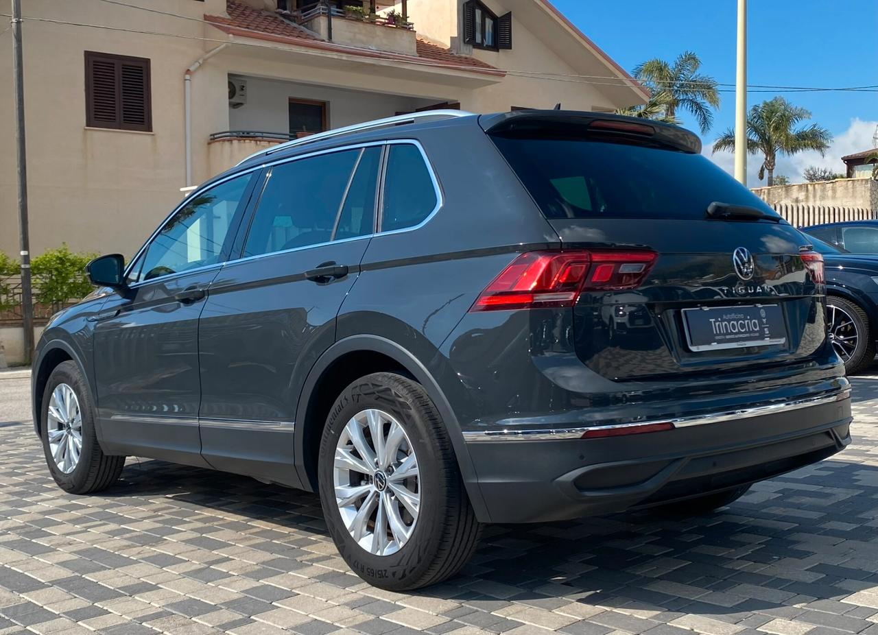 Volkswagen Tiguan Life 2.0 TDI 150 CV DSG