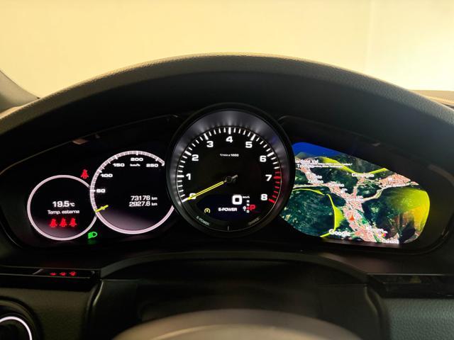 PORSCHE Cayenne 3.0 V6 E-Hybrid / CHRONO / P.H.A.S.M. / TETTO