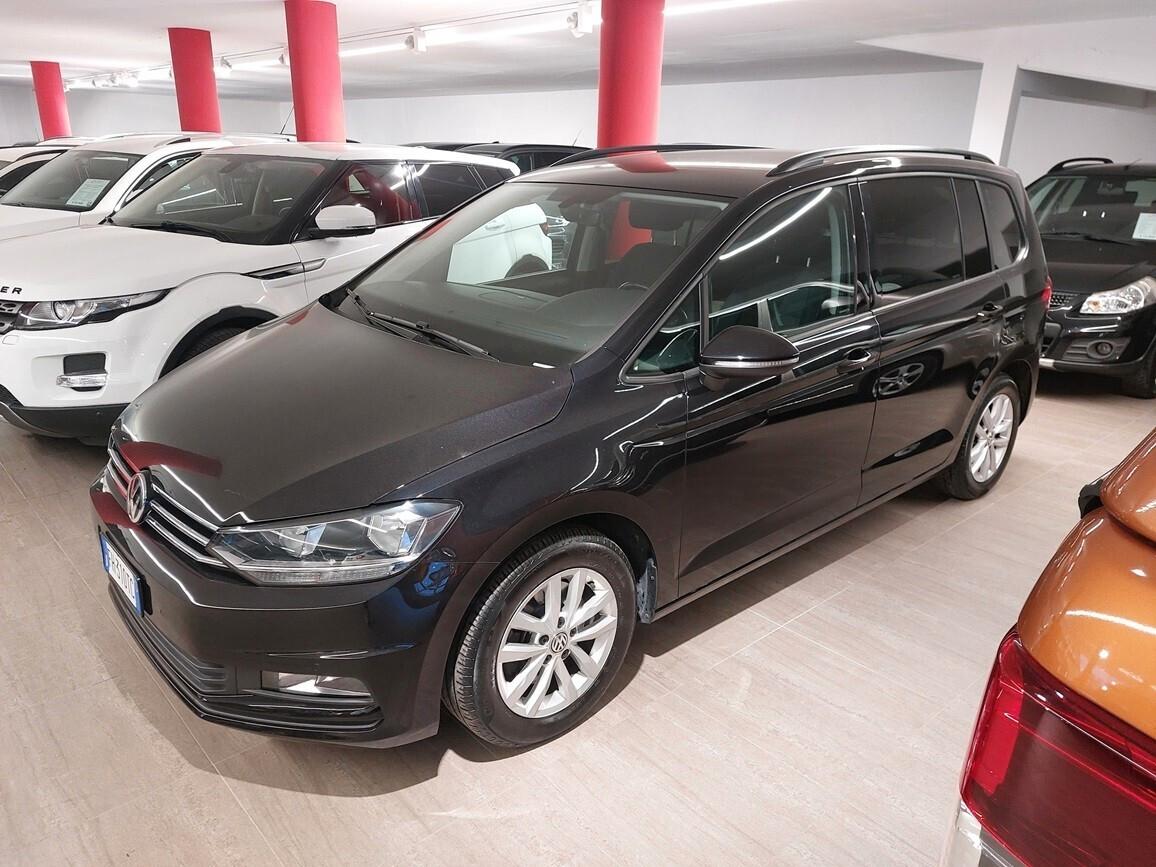 VW Touran 2.0 TDI Highline 7 posti 150 CV DSG Euro 6