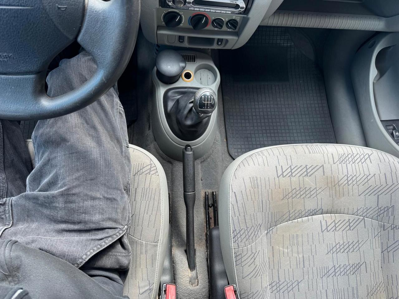 Renault Kangoo 1.6 16V 5p. BenzMet. Confort