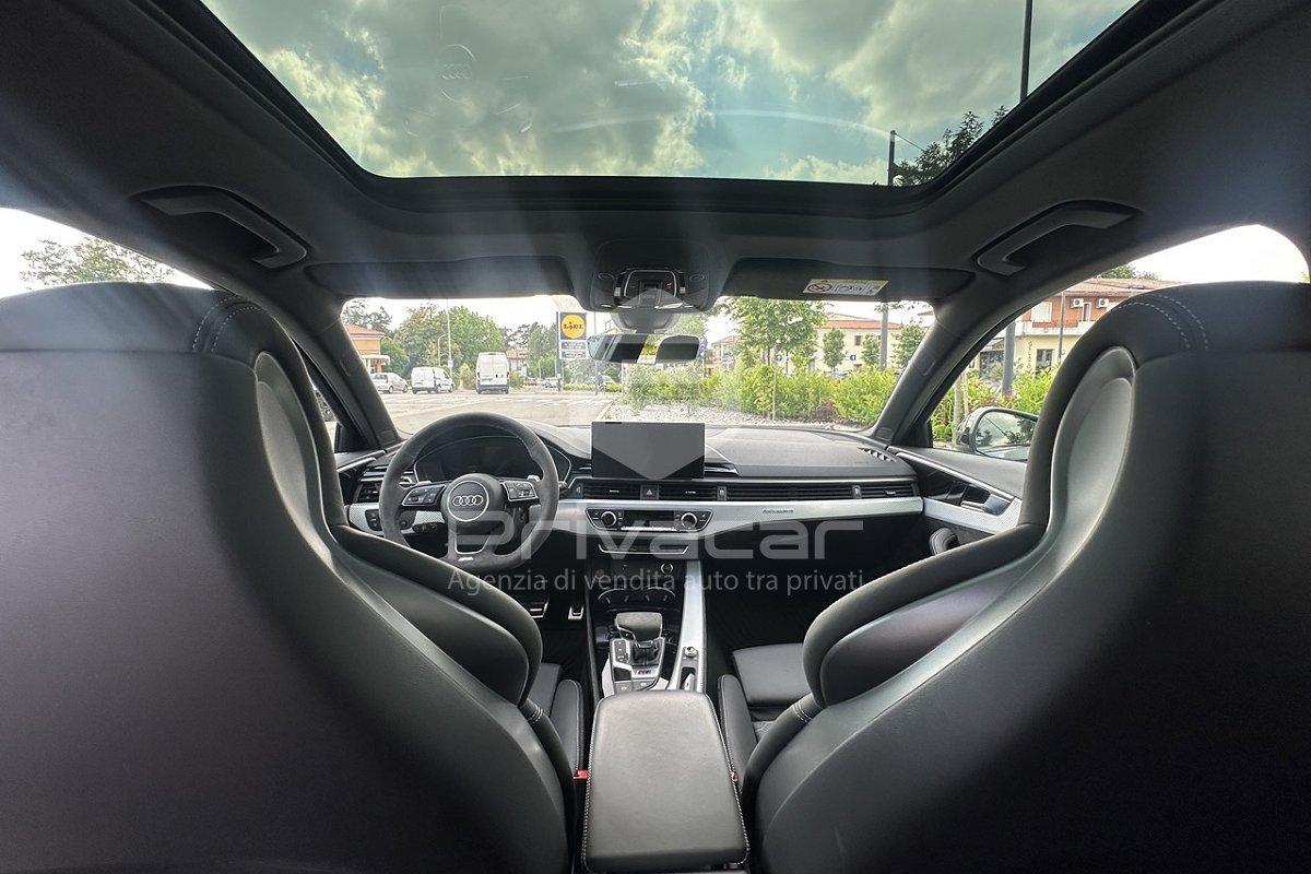 AUDI RS 4 Avant