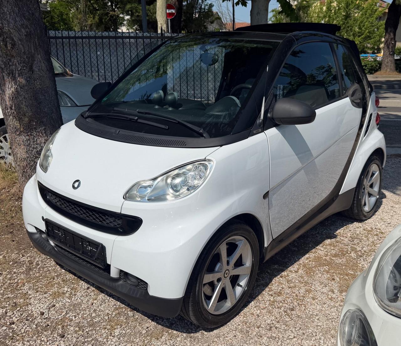 Smart ForTwo Cabrio 1000 62 kW Pulse