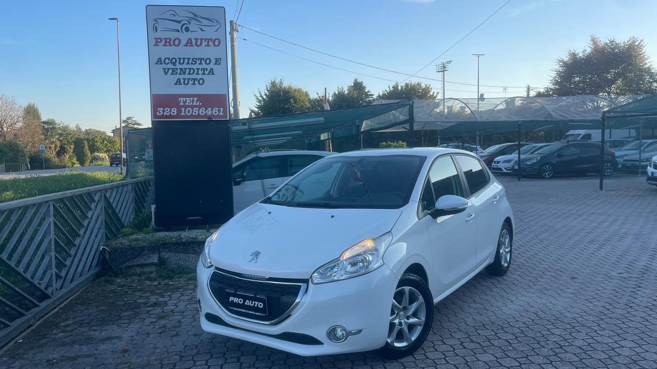 Peugeot 208 1.2 BENZINA/GPL 82 CV 5 porte Active