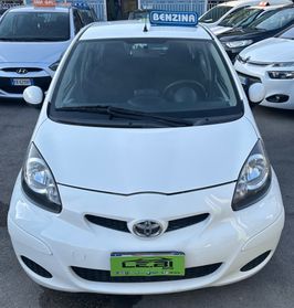 Toyota Aygo 1.0 BENZ. 5 porte Now 2011