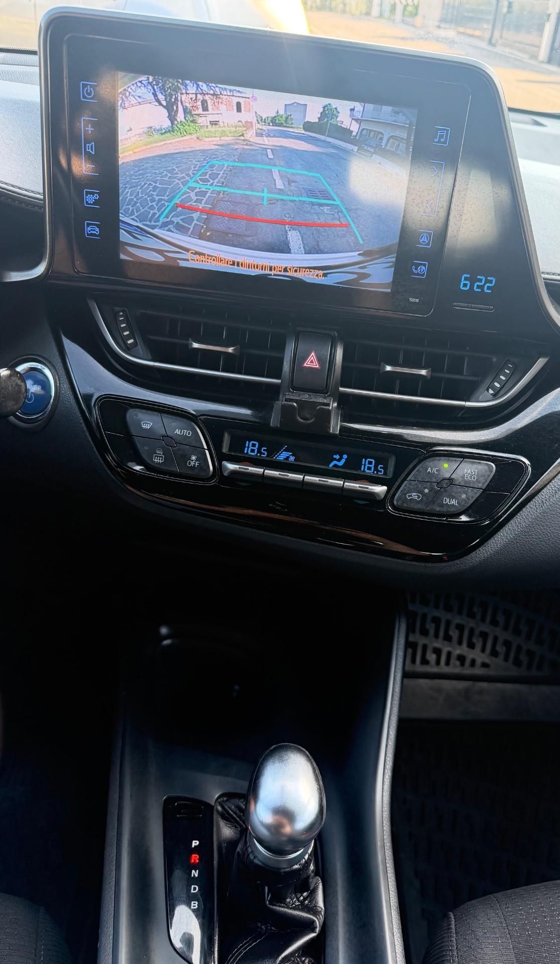 Toyota C-HR 1.8 Hybrid E-CVT Active