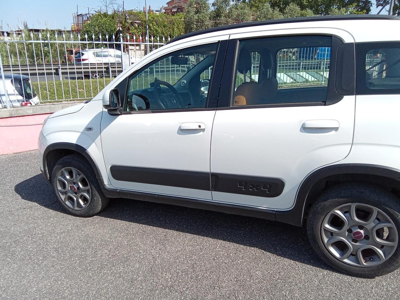 Fiat Panda 1.3 MJT 16V DPF 4x4 Climbing
