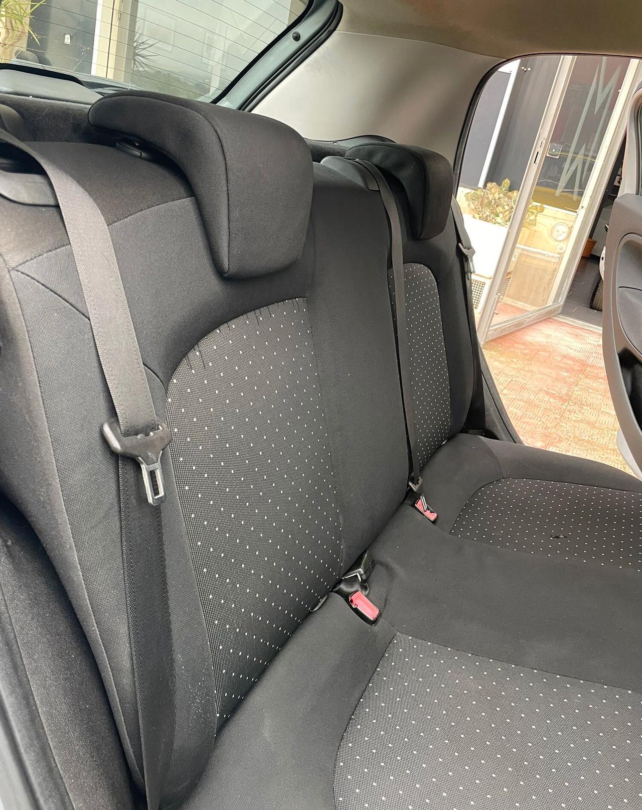 FIAT GRANDE PUNTO 1.4 FUN