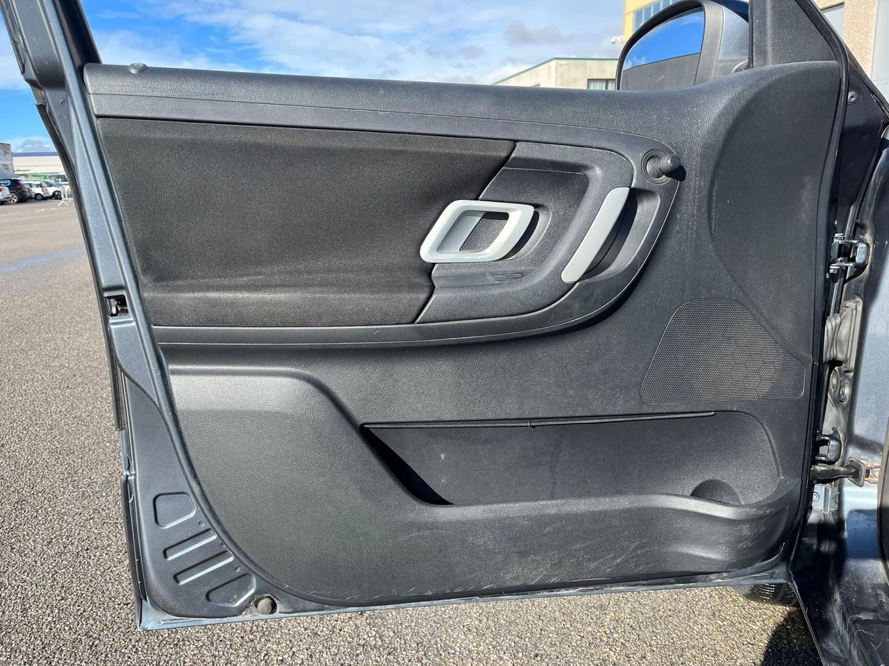 Skoda Fabia 1.2 benzina 12V 70CV 5p. Style