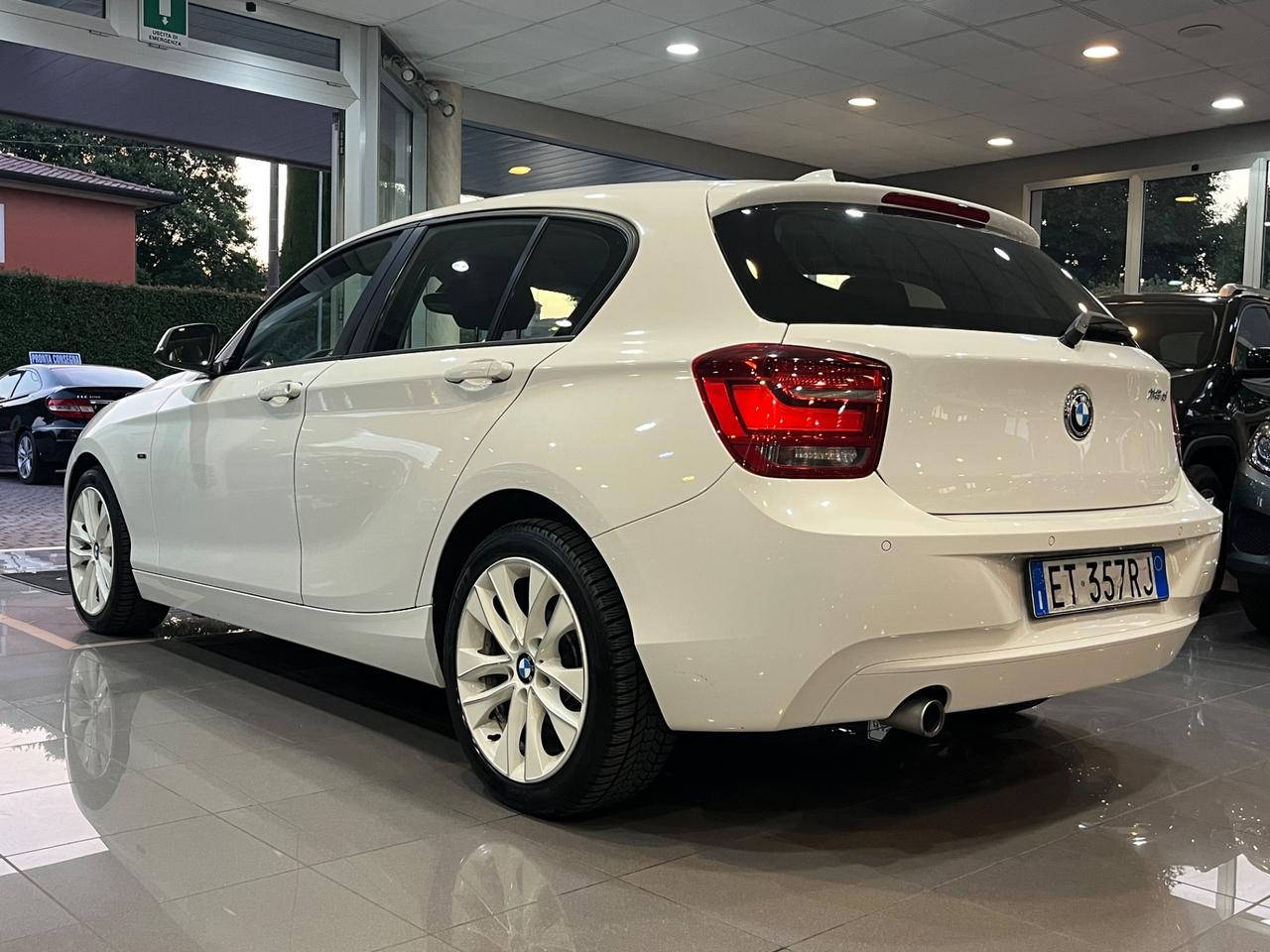 Bmw 118 118d 5p. Unique