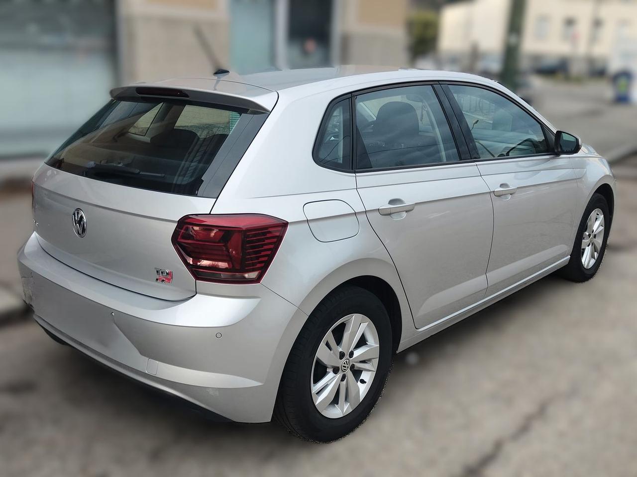 Volkswagen Polo 1.6 TDI Comfortline #8972
