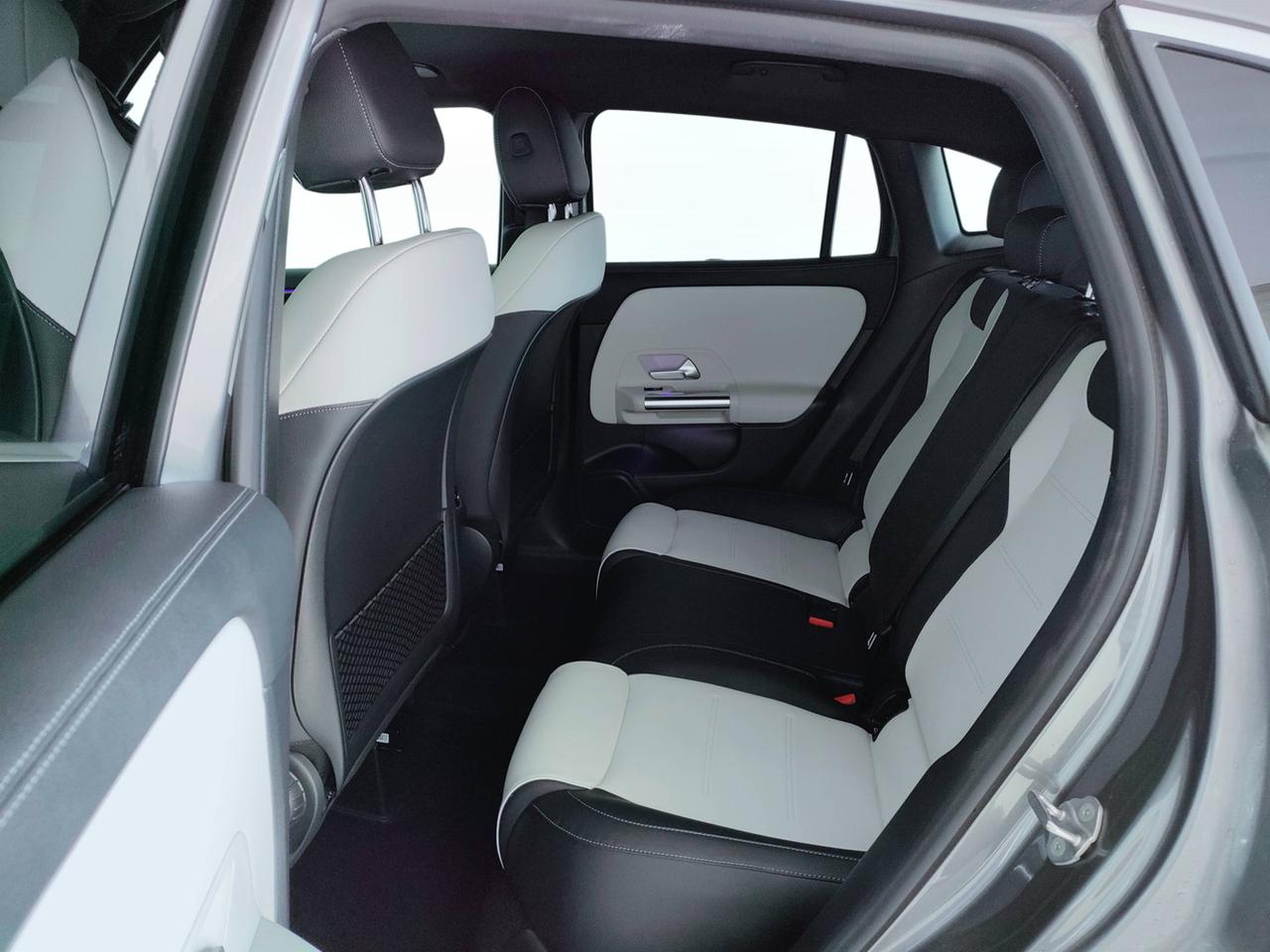 Mercedes-Benz GLA-H247 2020 - GLA 200 d Premium 4matic auto