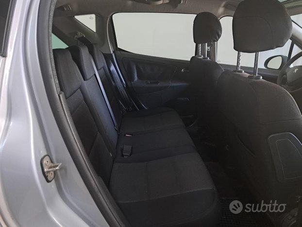 Peugeot 207 sw 1.6 hdi unico prop 2008 tetto aprib