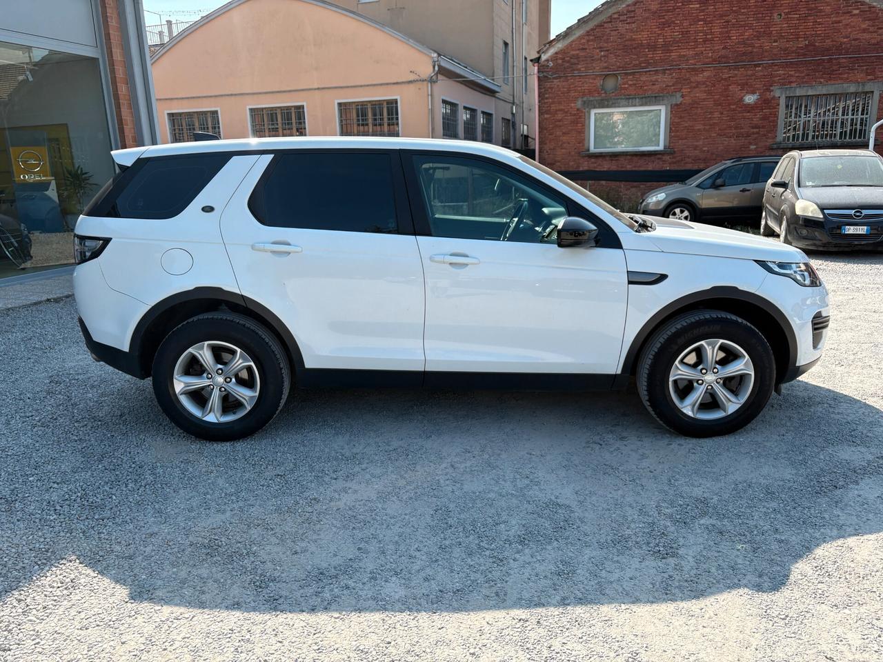 Land Rover Discovery Sport 2.0 TD4 150 CV -Autocarro