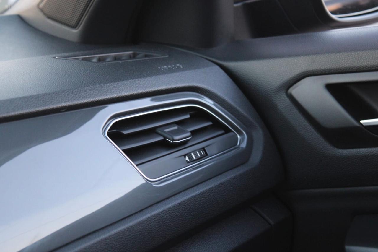 Volkswagen T-Roc Tua A SOLI 292€ al mese Anticipo Zero