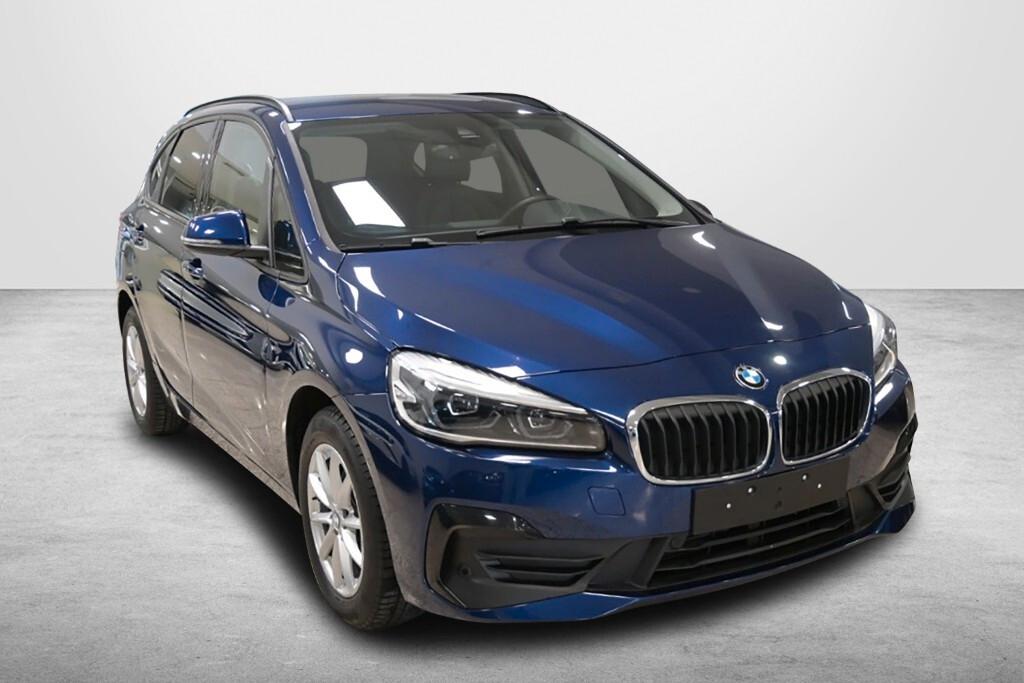 BMW 216D ACTIVE TOURER 116CV STEPTRONIC BUSINESS ADVANTAGE ( FARI LED - PELLE - CRUISE - NAVI - PARK ASSISTANT - TELECAMERA POST. )