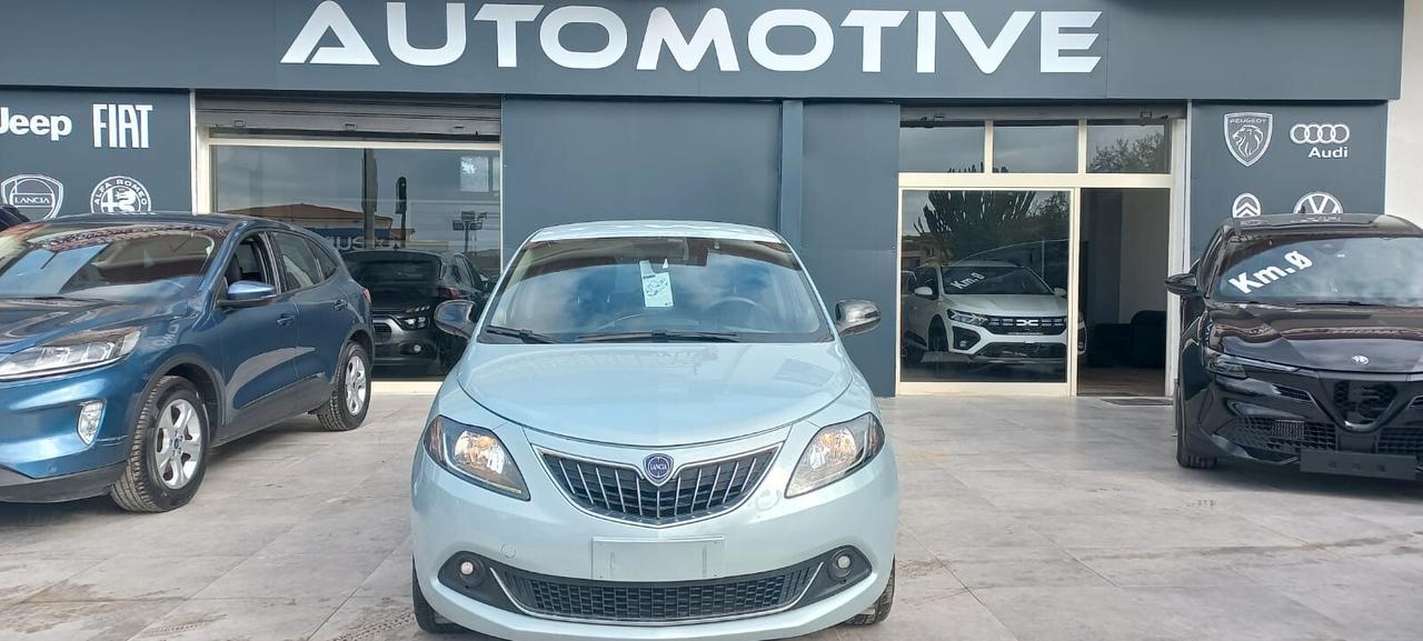 Lancia Ypsilon 1.0 FireFly 5 porte S&S Hybrid Gold Plus