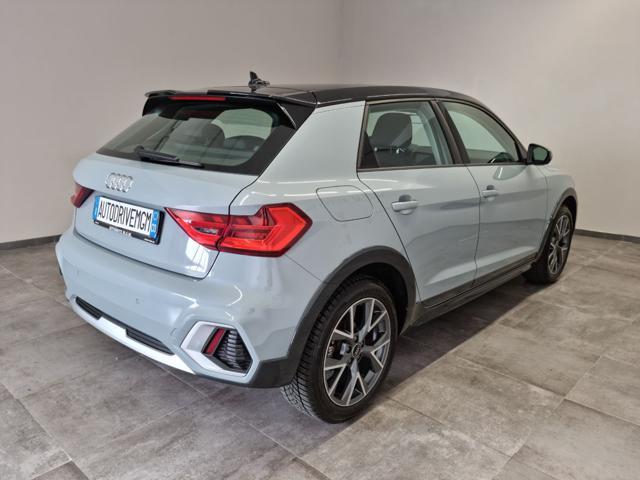 AUDI A1 citycarver 30 TFSI