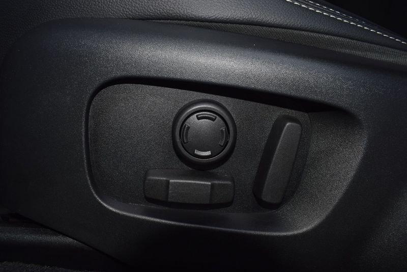 Land Rover Range Rover Velar 2.0D I4 204 CV R-Dynamic S