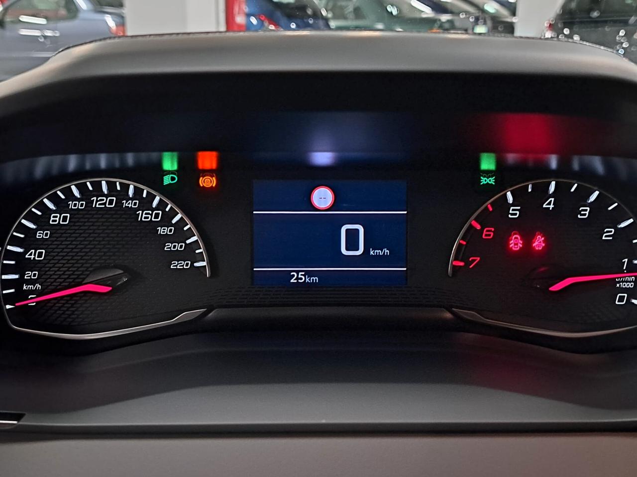 Peugeot 208 1200 PureTech 75CV Style 5 Porte Km. 0