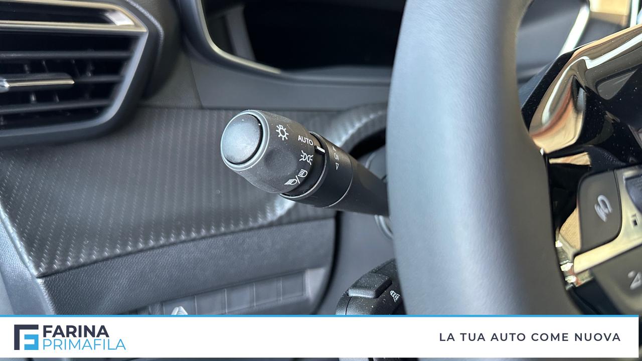 PEUGEOT 2008 1.2 hybrid Allure 110cv e-dcs6