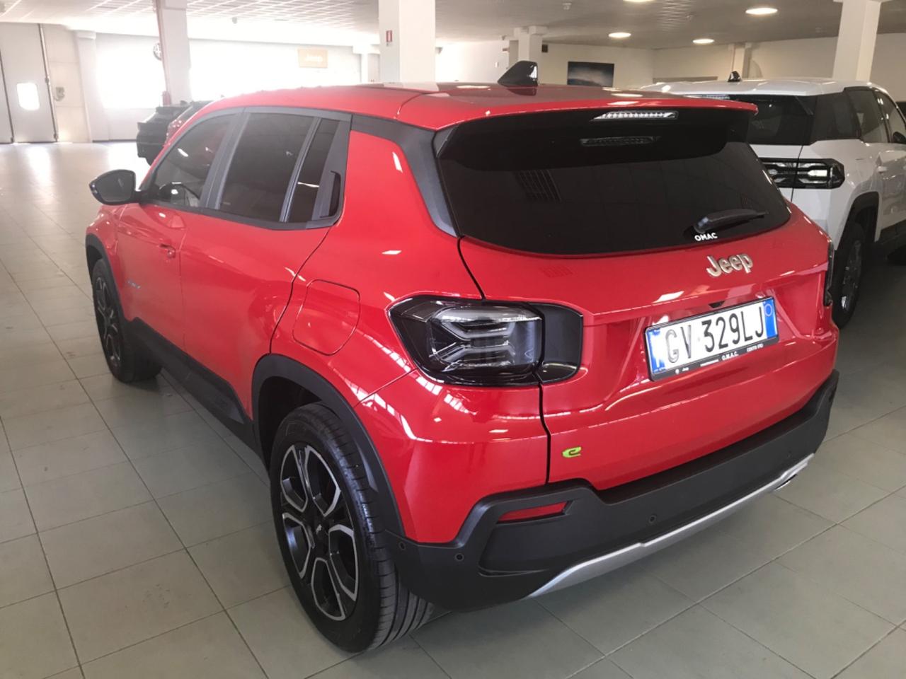 Jeep Avenger 1.2 Turbo 100 CV MHEV Summit