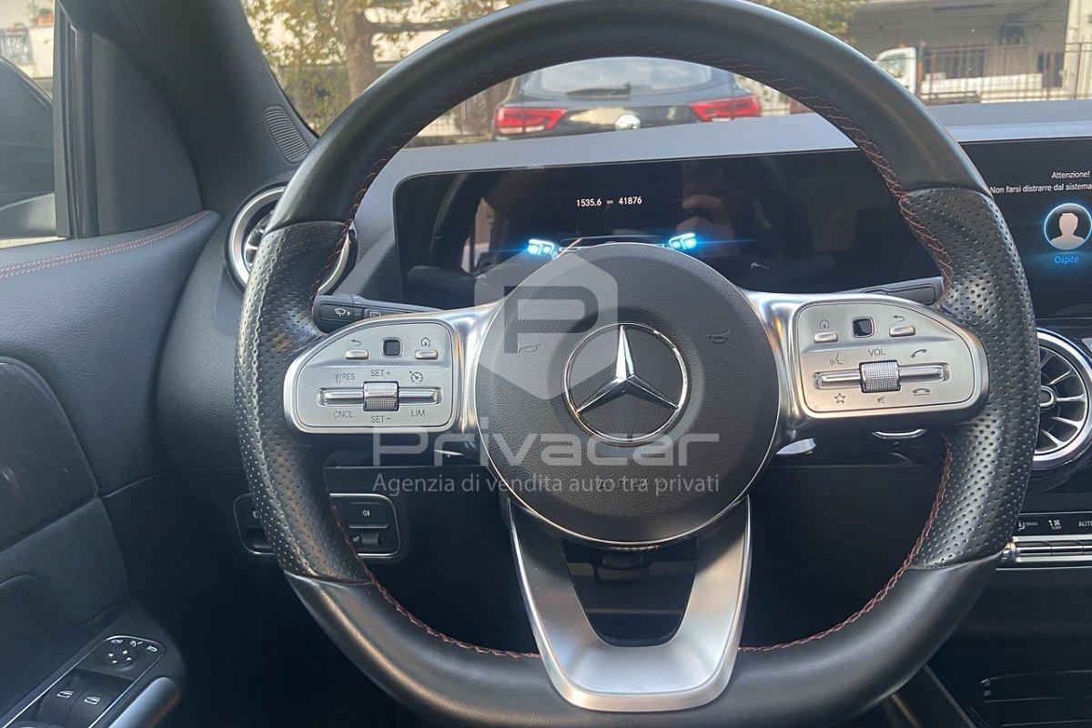 MERCEDES GLA 200 d Automatic Premium